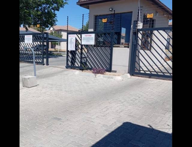 3 BEDROOM APARTMENT FOR SALE IN VORNA VALLEY